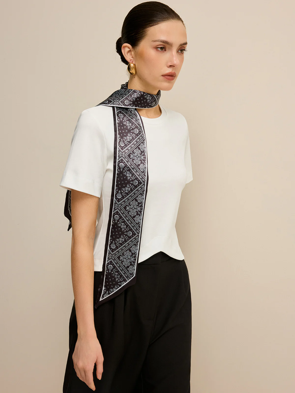 Irregular Hem T-Shirt with Silk Scarf - Takermore