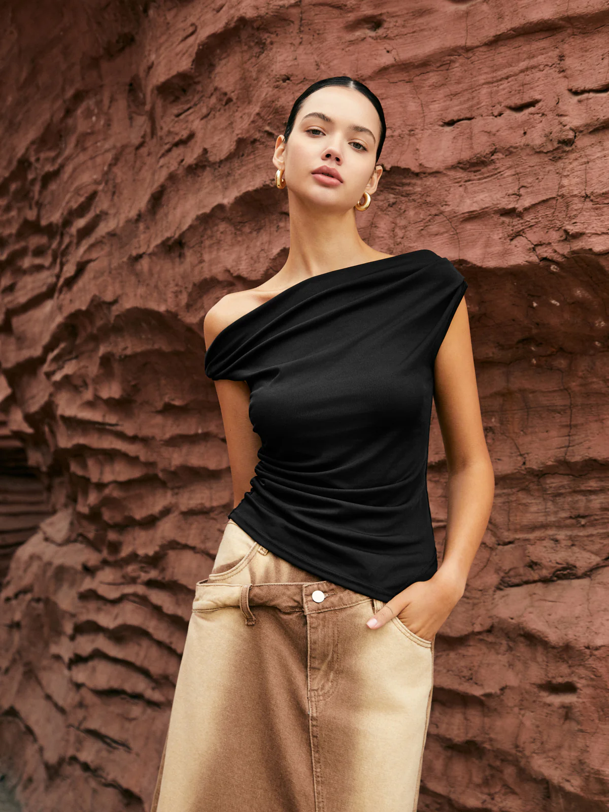 Asymmetric Knotted One-Shoulder Top - Takermore