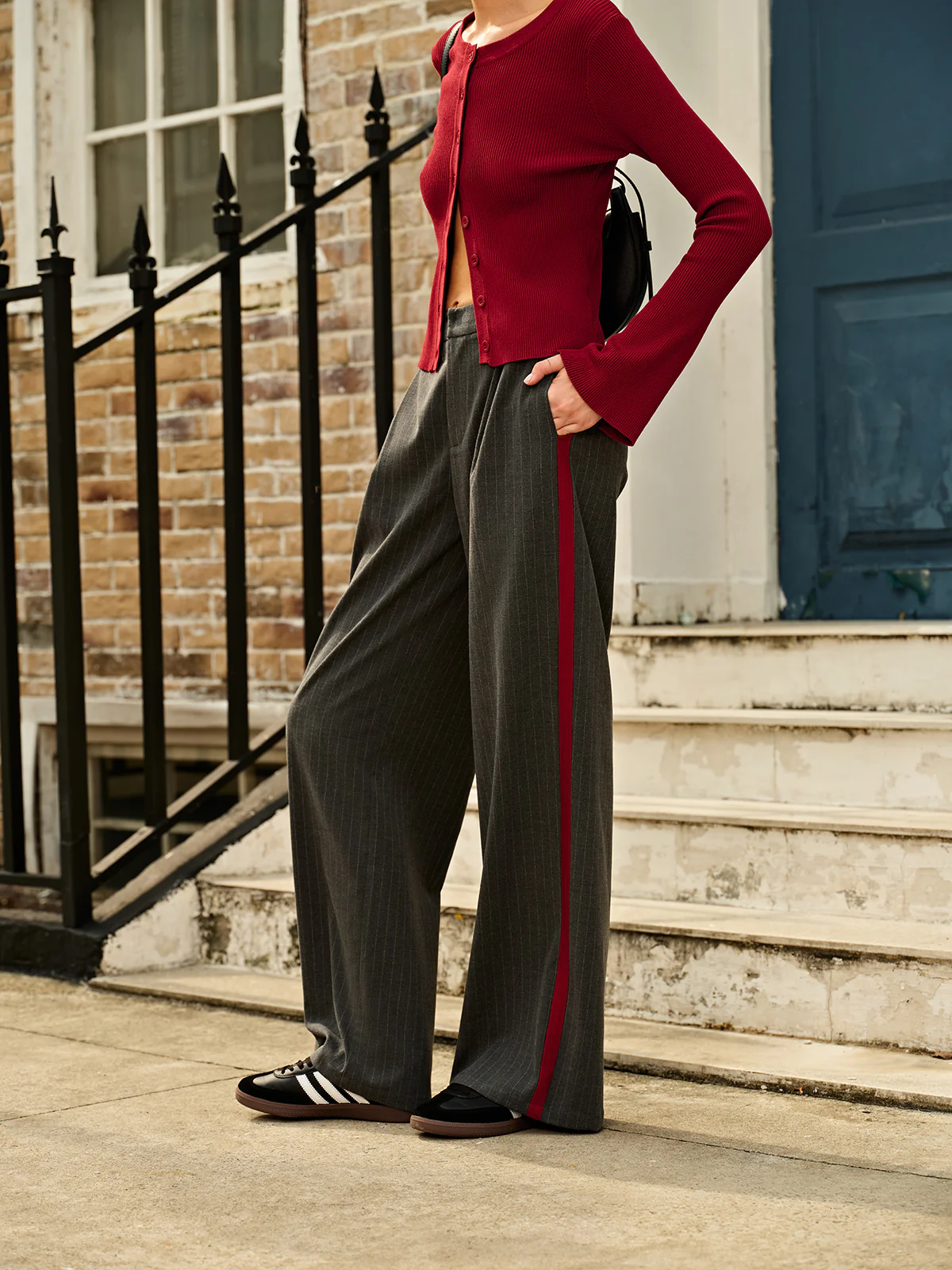 Contrast Piping Pinstripe Pants - Takermore