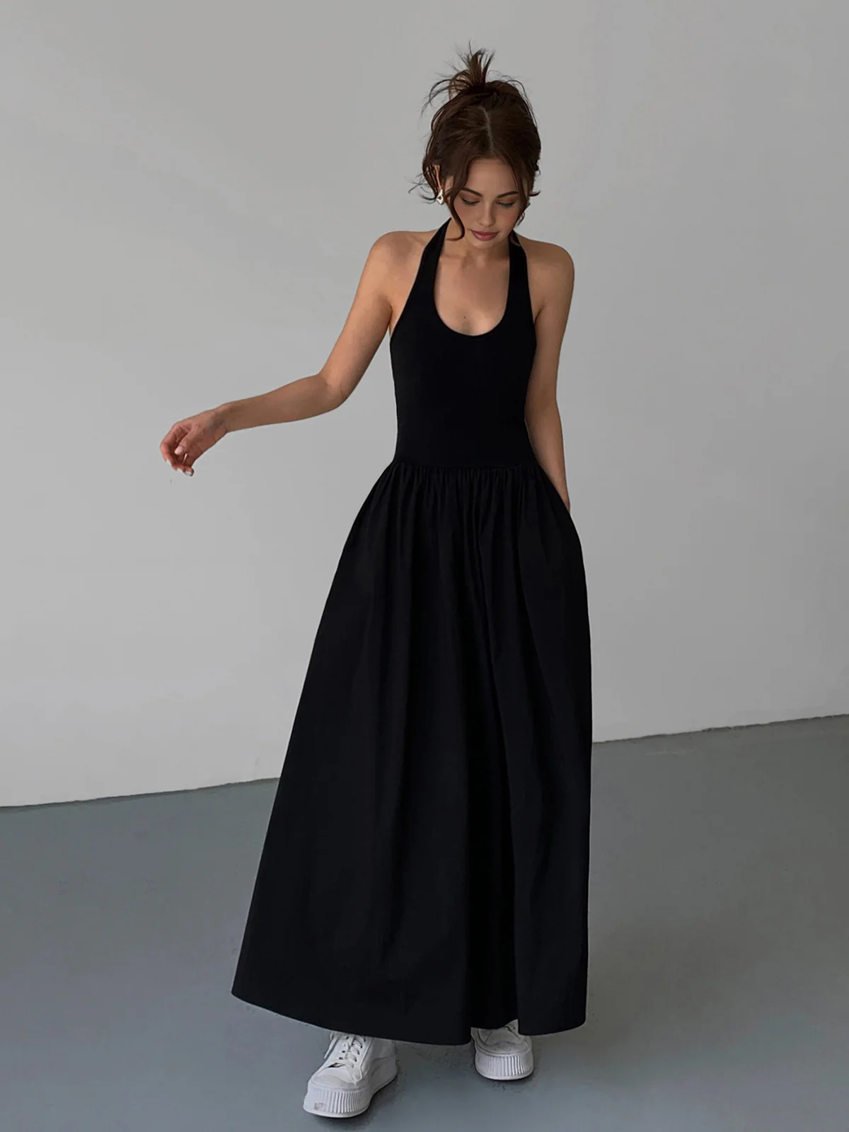 Minimalist Halter Backless Long Dress - Takermore