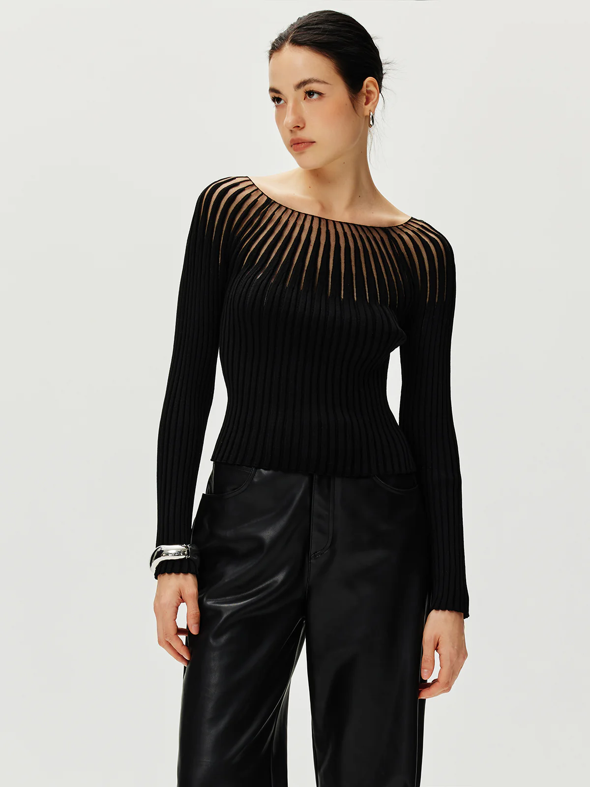 Ribbed Hollow Sweater - Takermore