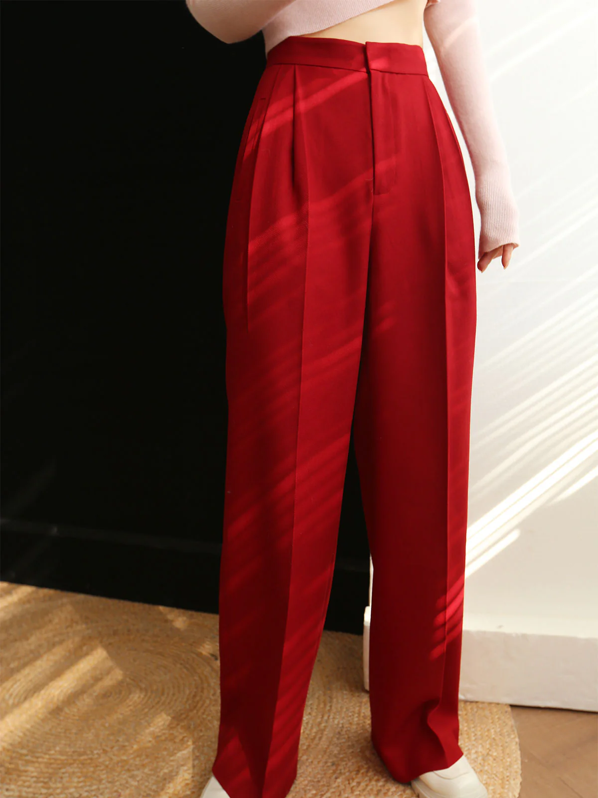 Middle Waist Pleated Tapered Pants - Takermore