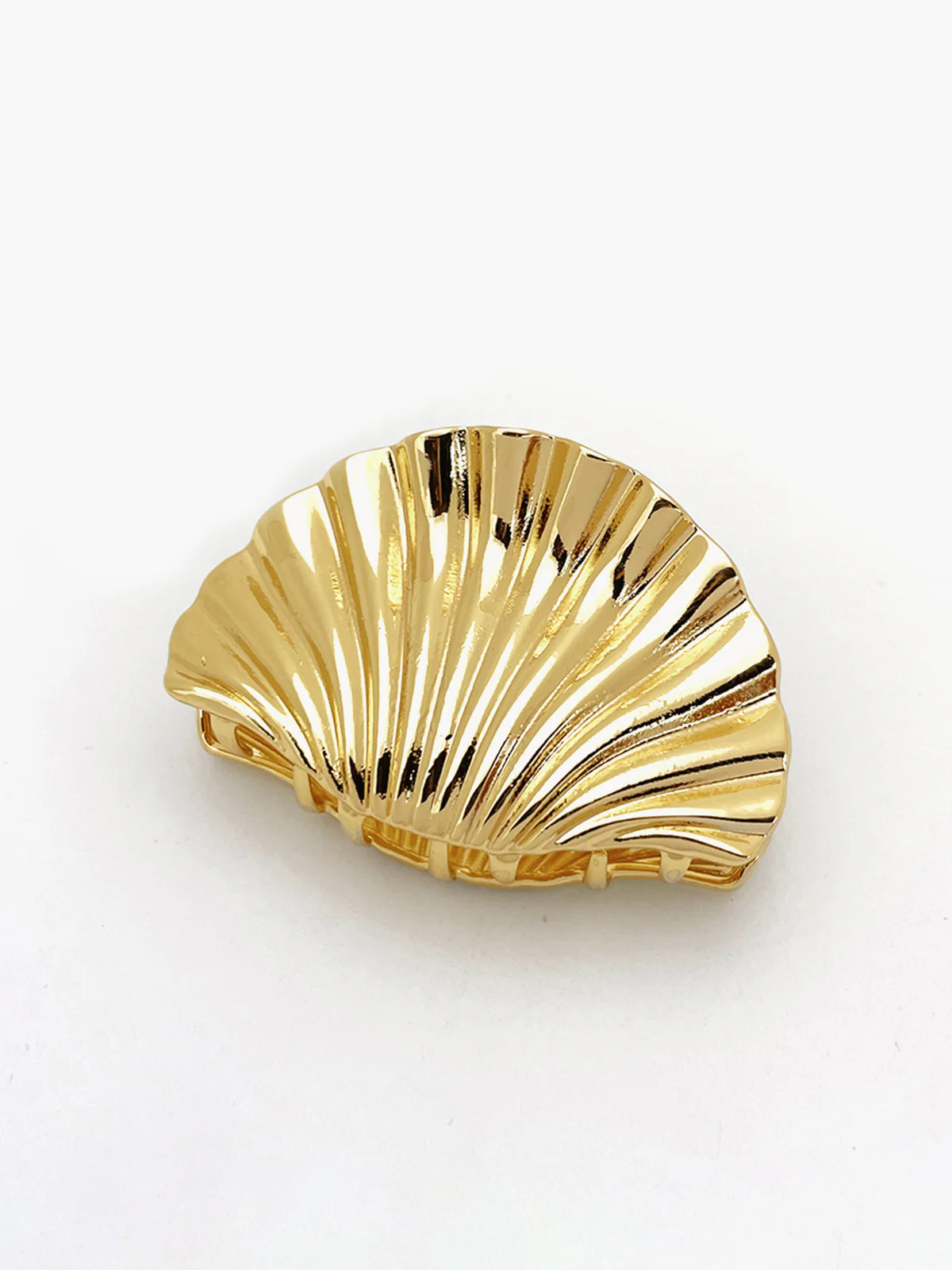 Golden Shell Hair Claw - Takermore