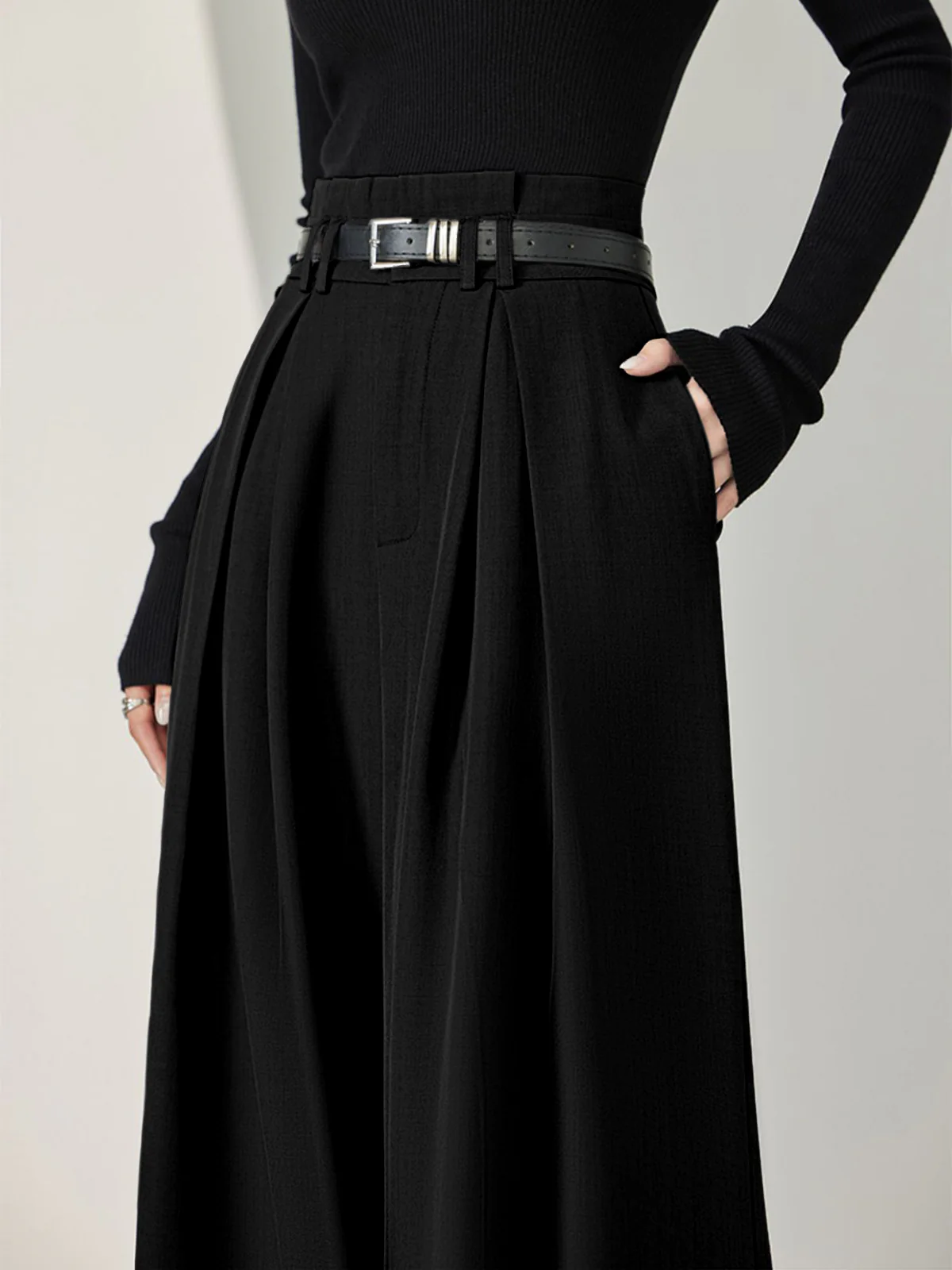 Solid Belted Pleated Wide Leg Pants - Takermore