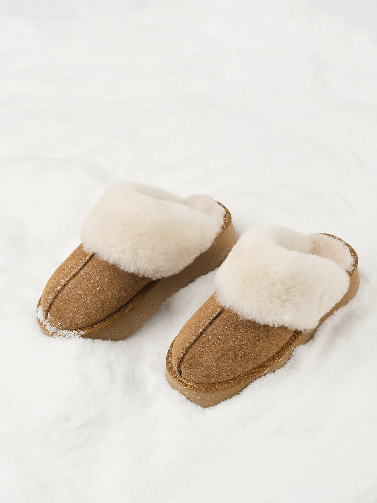 Thick Sole Fleecing Slippers Boots - Takermore