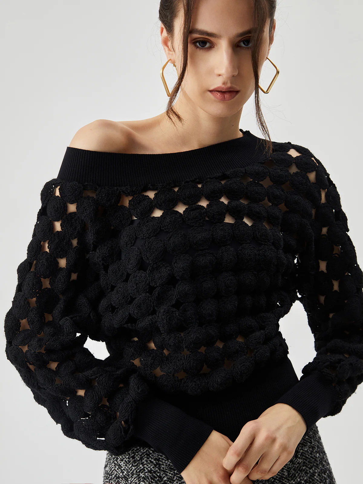 Crocheted Circle Hollow Off Shoulder T-Shirt - Takermore