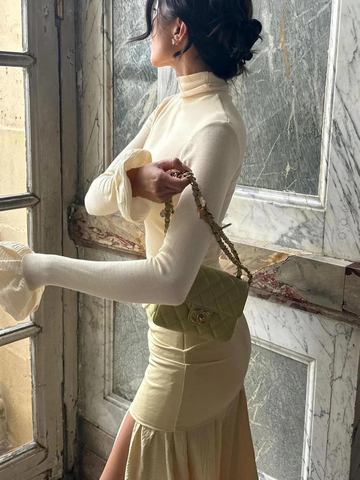 Turtleneck Ribbed Ruffle Sleeve T-Shirt - Takermore