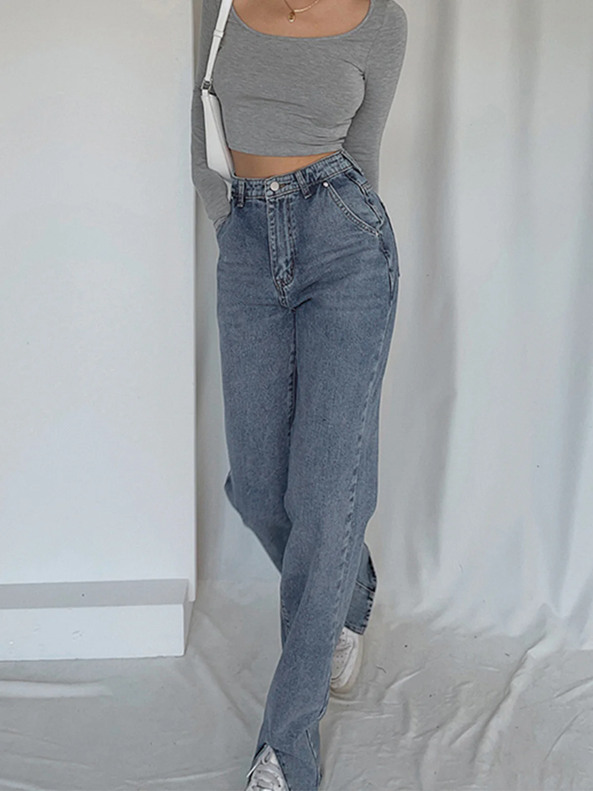 Classic Straight Leg Jeans - Takermore