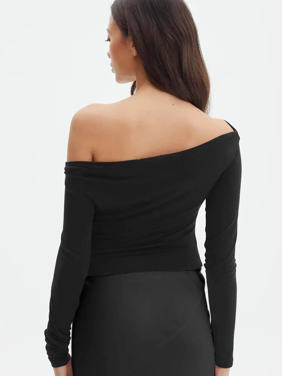 Oblique Off-Shoulder Long Sleeve T-Shirt - Takermore