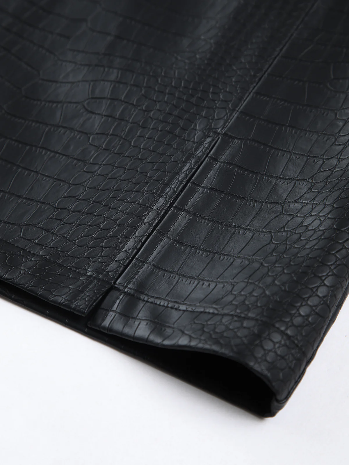 Faux Leather Textured Mini Skirt - Takermore