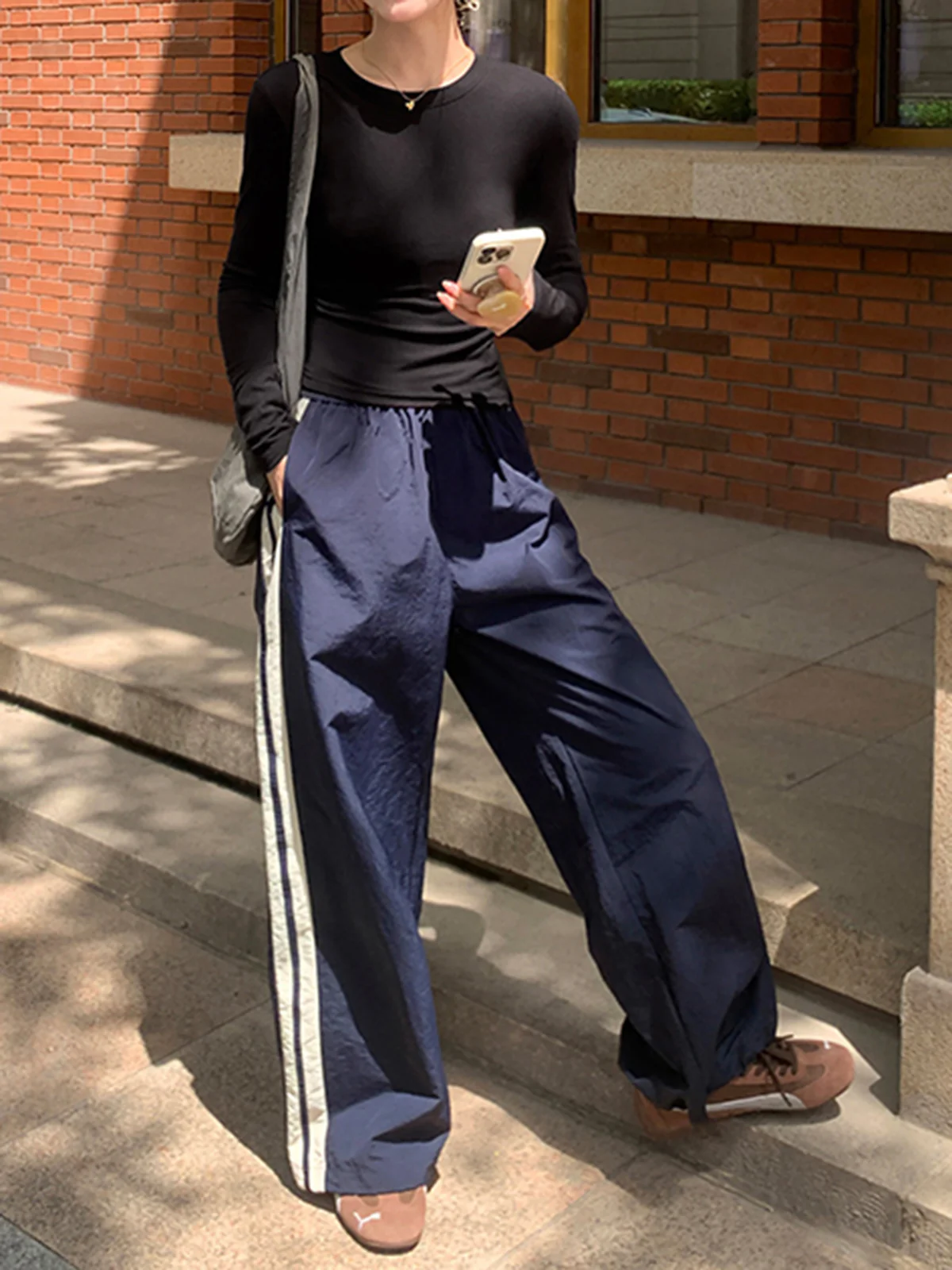 Contrast Side Trim Drawstring Pants - Takermore