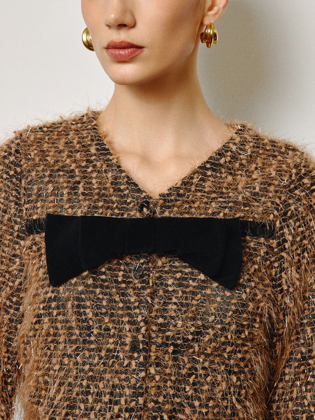 Bow Decor Purl Short Blouse - Takermore