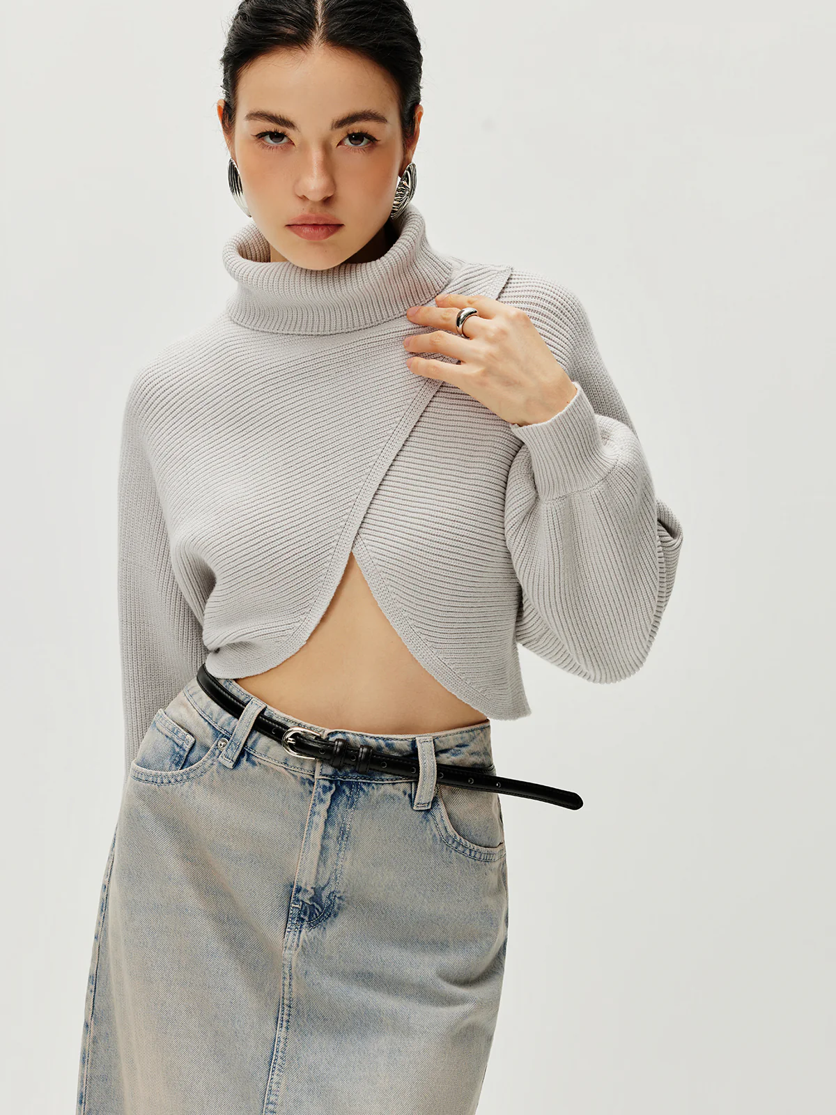 Turtleneck Batwing Sleeve Sweater - Takermore