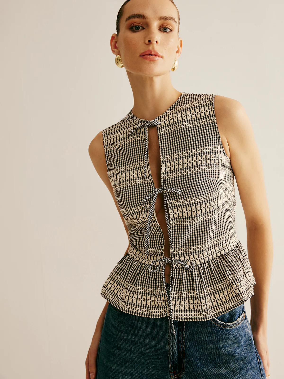 Plaid Tie Front Ruffle Tank Top - Takermore