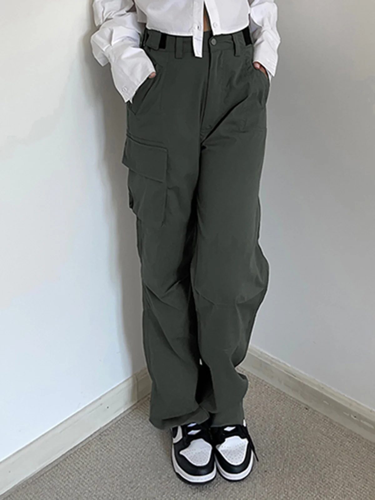 Everyday Double Pockets Cargo Parachute Pants - Takermore