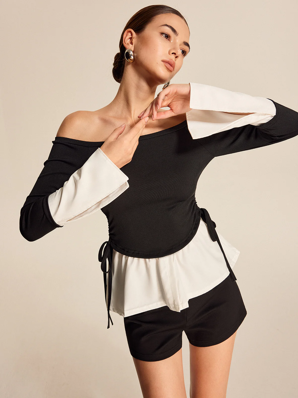 Bold Contrast Off-Shoulder Straight Neck Blouse - Takermore