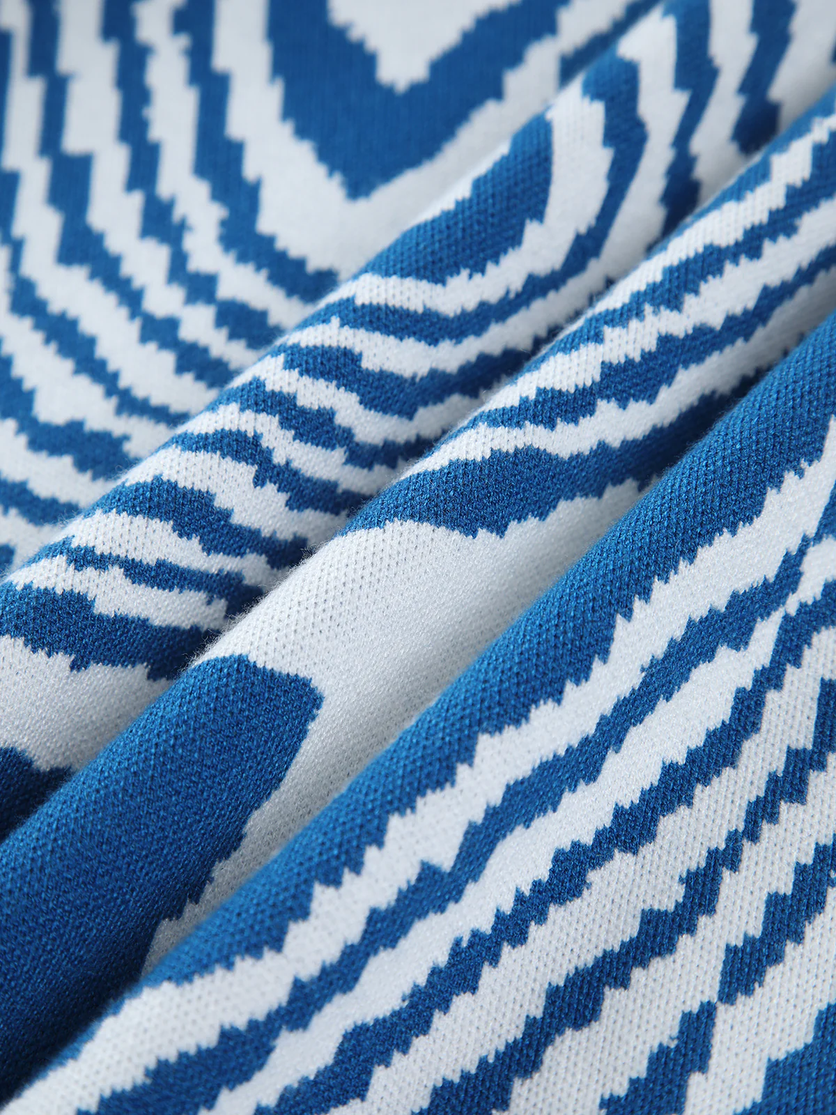 Sea Swirls Sweater - Takermore