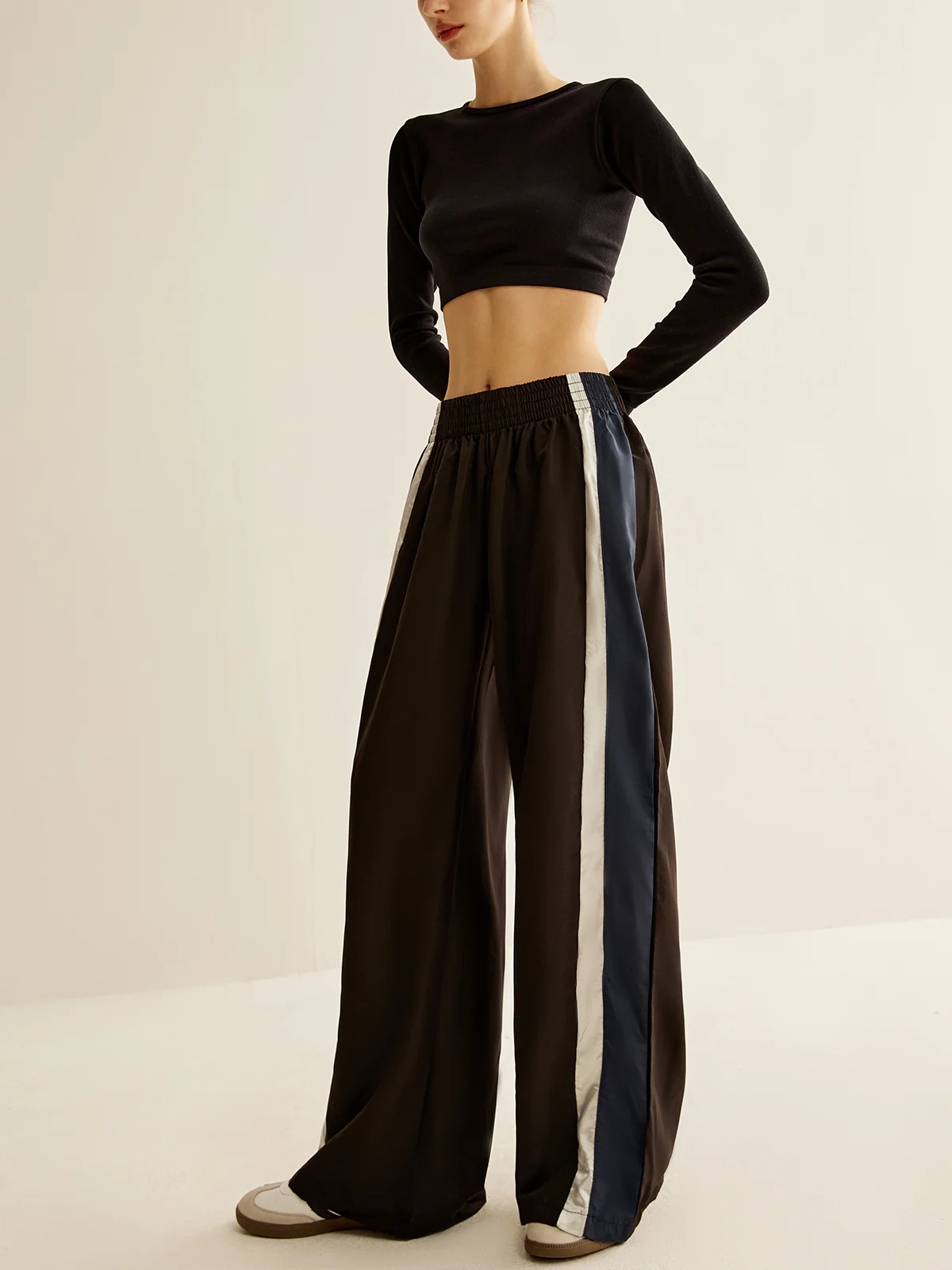 Contrast Side Striped Athleisure Pants - Takermore