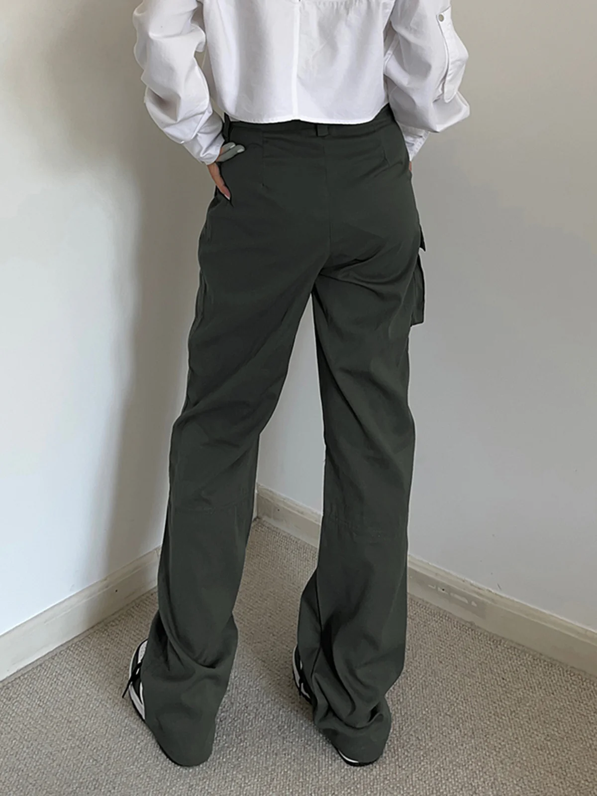 Everyday Double Pockets Cargo Parachute Pants - Takermore