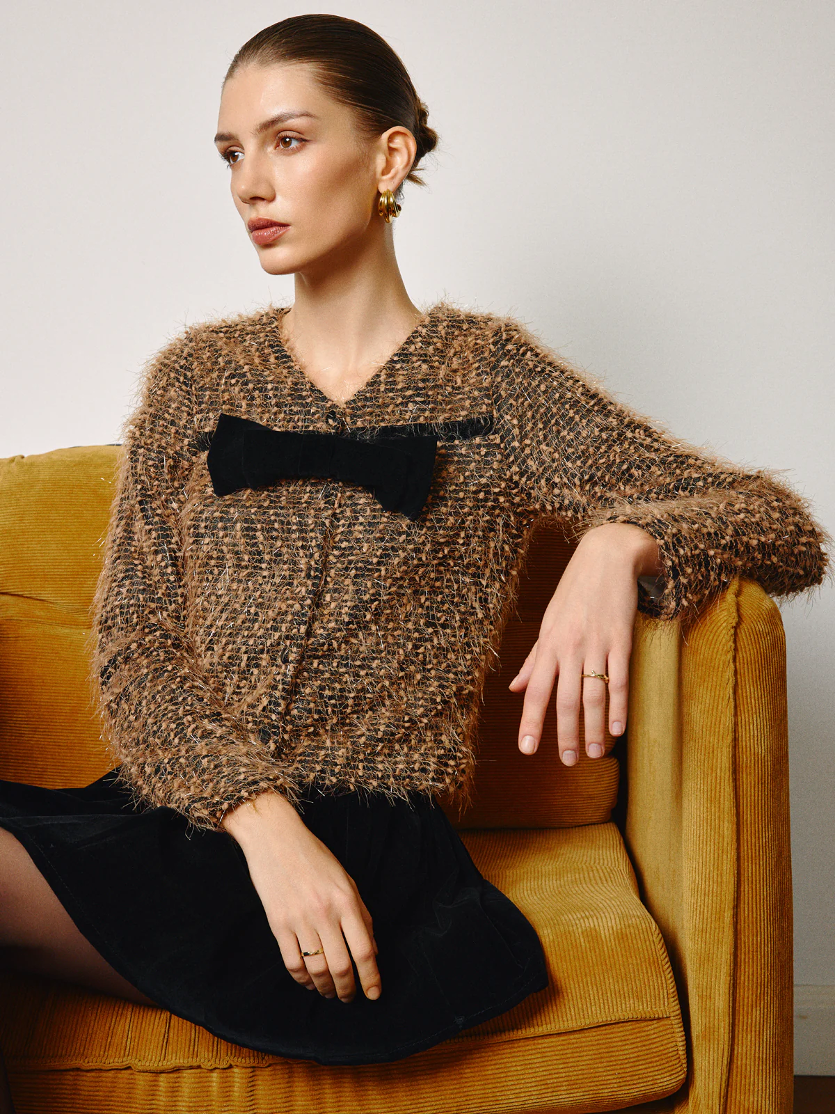 Bow Decor Purl Short Blouse - Takermore